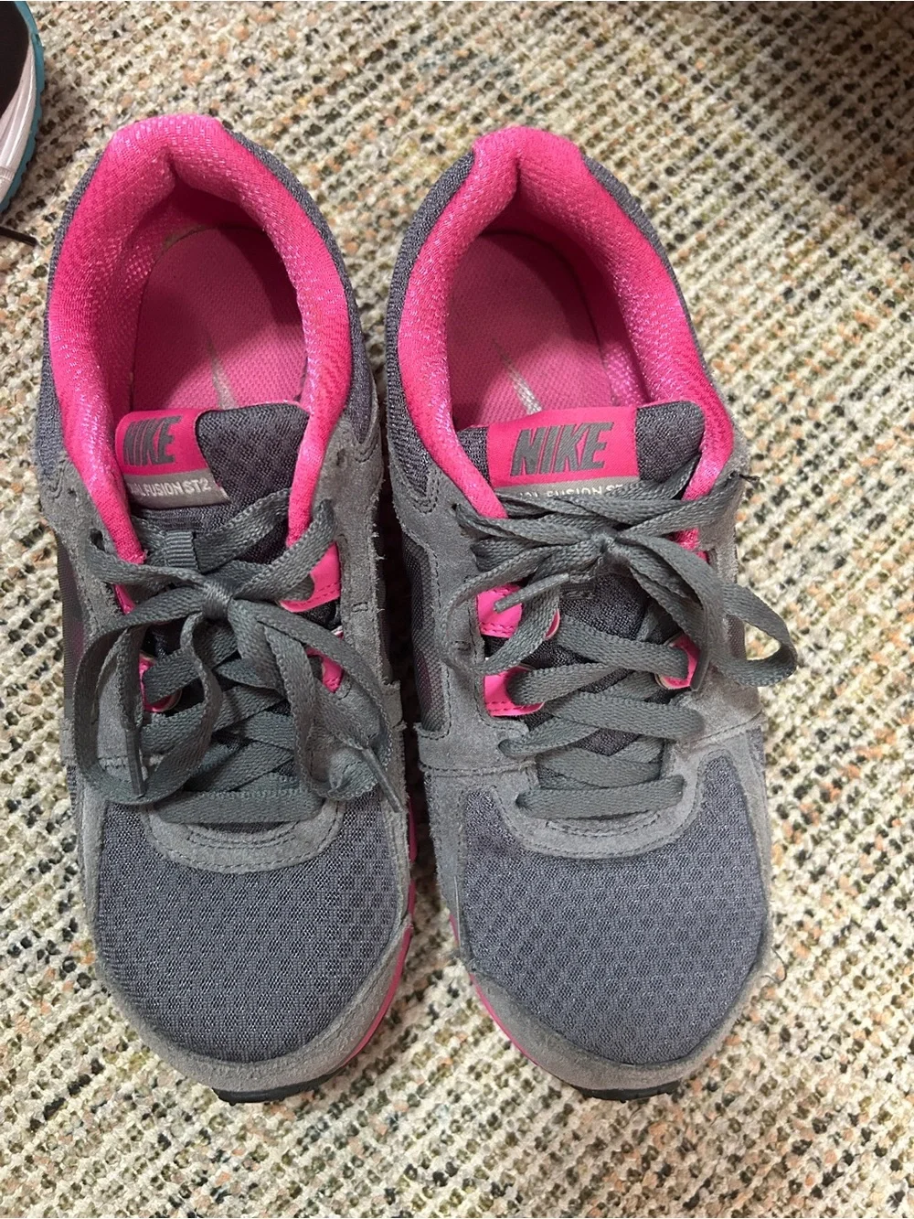 Nike Women’s Gray and Hot Pink Athletic Sneakers